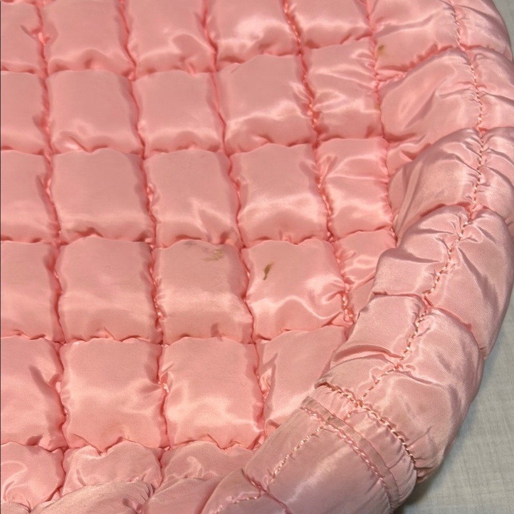 Katydid Oversized Pink Quilted Hobo Shoulder Bag - Picture 4 of 13